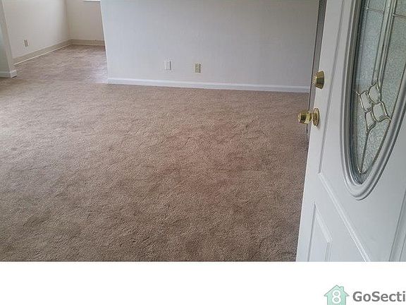 2nd image of 1328 Crucero Dr