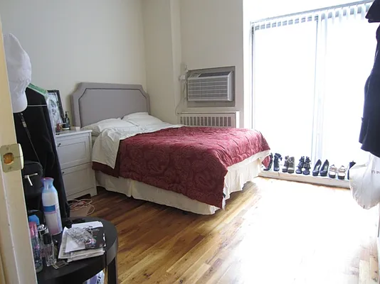 Rented by City Connections Realty | media 5