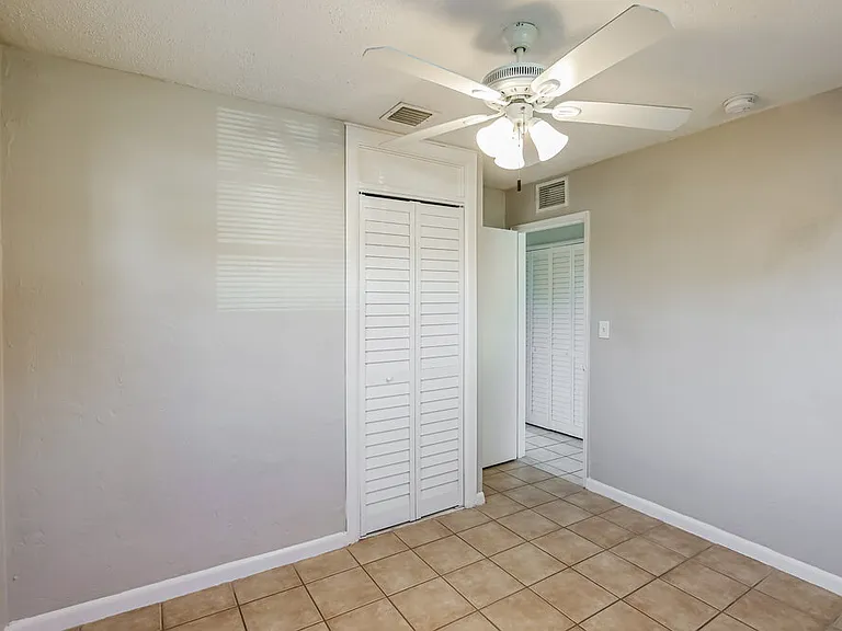 2797 NE 12th Ave — Photo 18