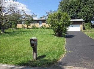 1240 Willowbrook Rd, Belle Vernon, PA 15012