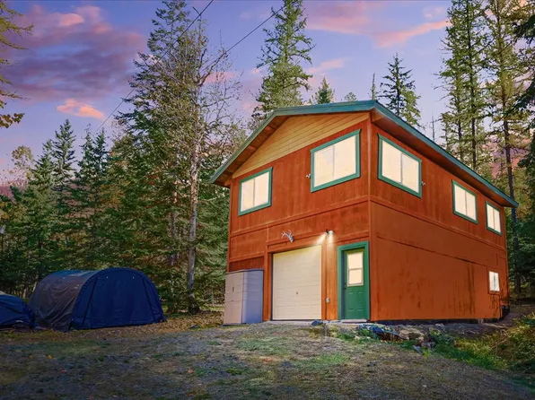 313 Griffith Creek Rd, Eureka, MT 59917
