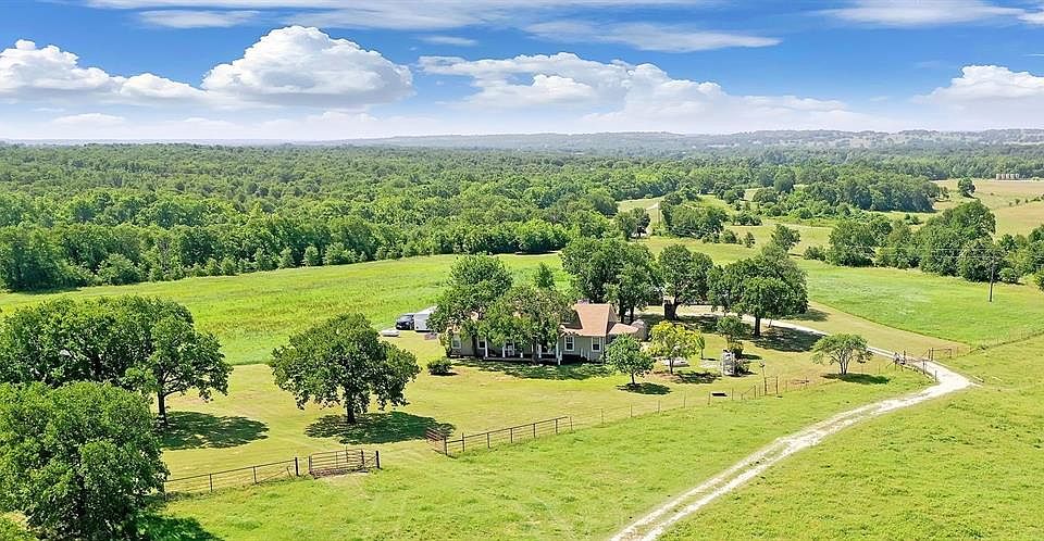 1st image of 222 Wisdom Ln