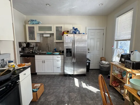 108 Hyde Park Ave #1R, Jamaica Plain, MA 02130