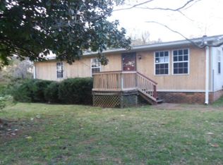 1124 Beauchamp Rd, Advance, NC 27006