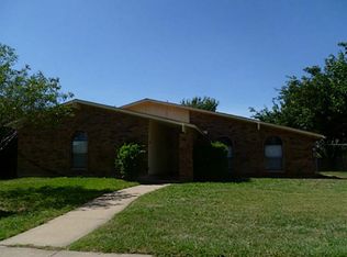 5620 Usher St, The Colony, TX 75056