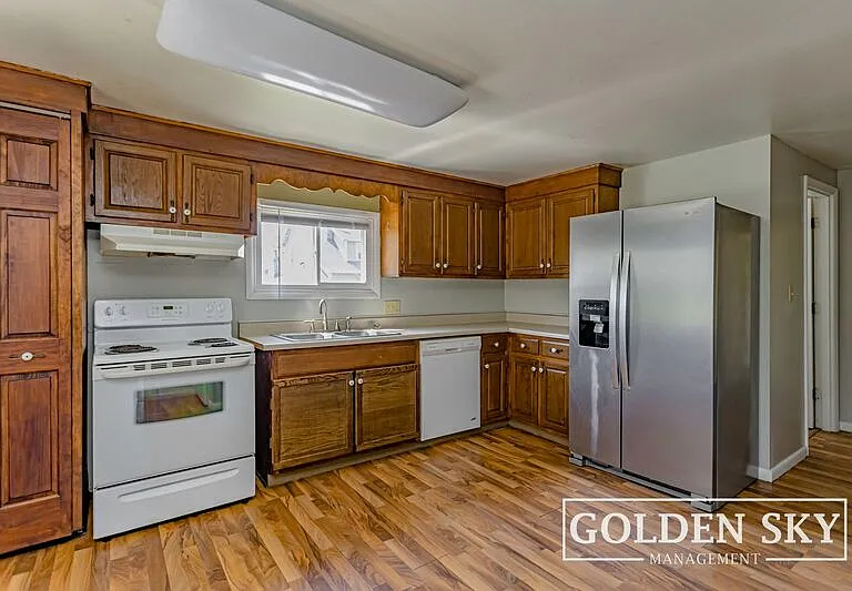 1925 W Jackson St #2 — Photo 8
