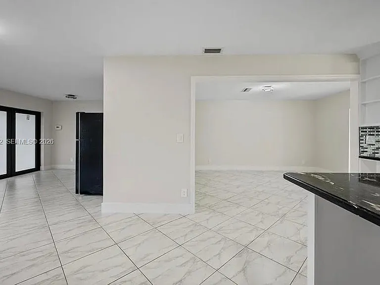 5300 Adams St — Photo 6