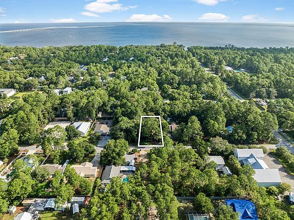 2nd image of 70 Little Canal Dr
