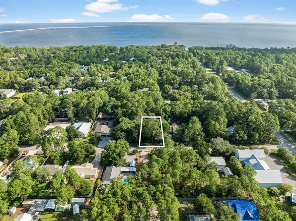 70 Little Canal Dr, Santa Rosa Beach, FL 32459
