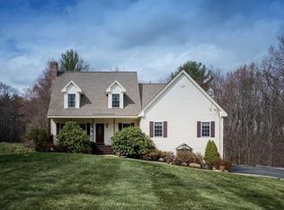 215 Lumber St, Hopkinton, MA 01748