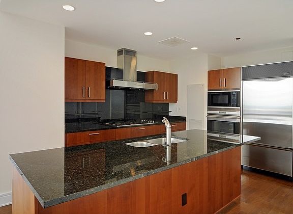 4th image of 401 N Wabash Ave Unit 52e