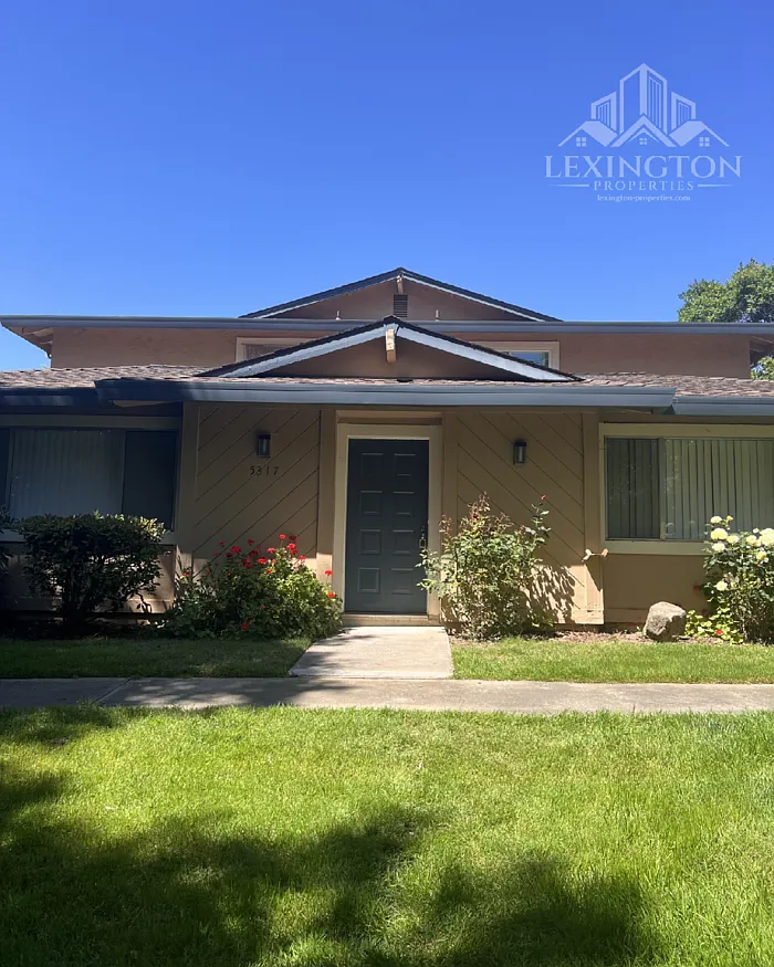 2 bed, 1.0 bath, 750 sqft, $1,600 — Photo 2