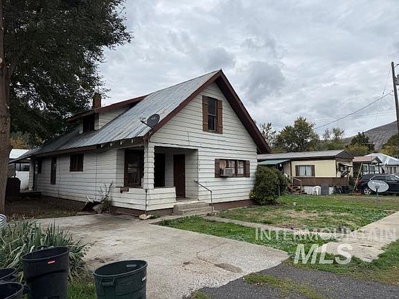 2nd image of 204 & 206 Front St