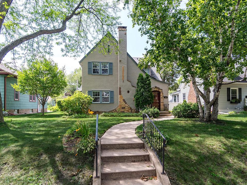 1st image of 409 23rd STREET N N