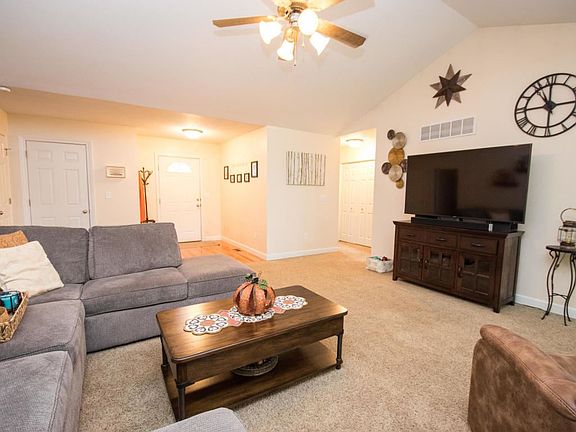 2nd image of 3515 S Rock Beacon Ct