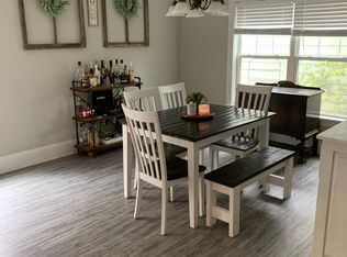 1511 Poinsetta Rd, Charleston, SC 29407
