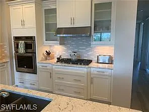 3 bed, 3.5 bath, 2350 sqft, $8,000 — Photo 3