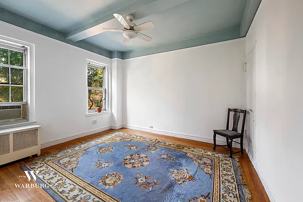 Sold by Warburg | media 11