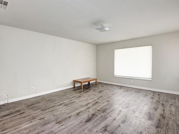 5th image of 7655 Eastbreeze Cir