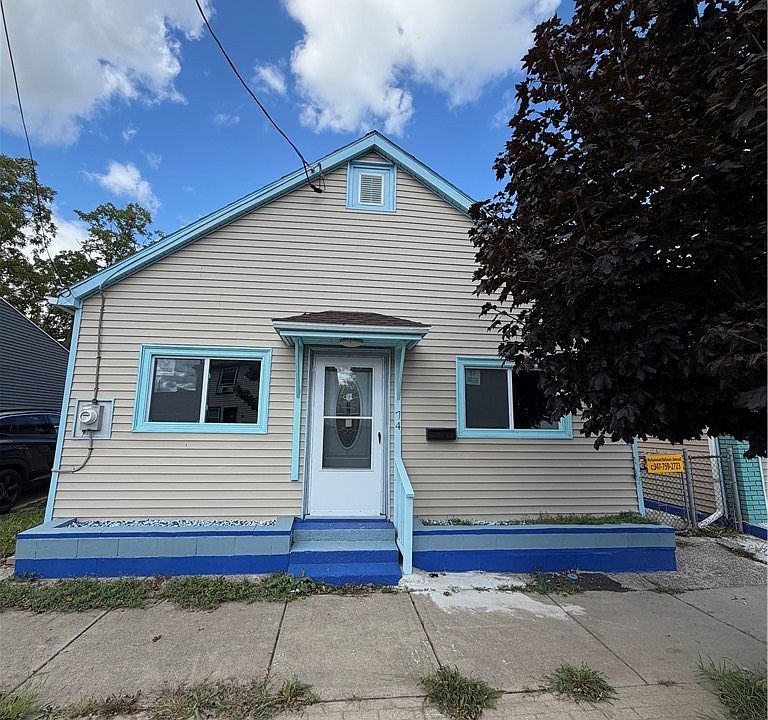 1st image of 74 Main St #76