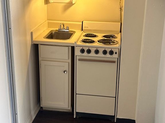 4th image of 2600 London Groveport Rd APT 137
