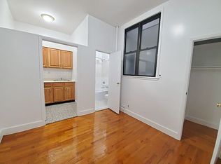 323 W 14th St APT 5, New York, NY 10014