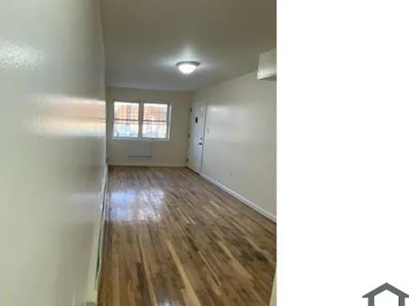 2131 Nameoke Ave APT 3, Far Rockaway, NY 11691