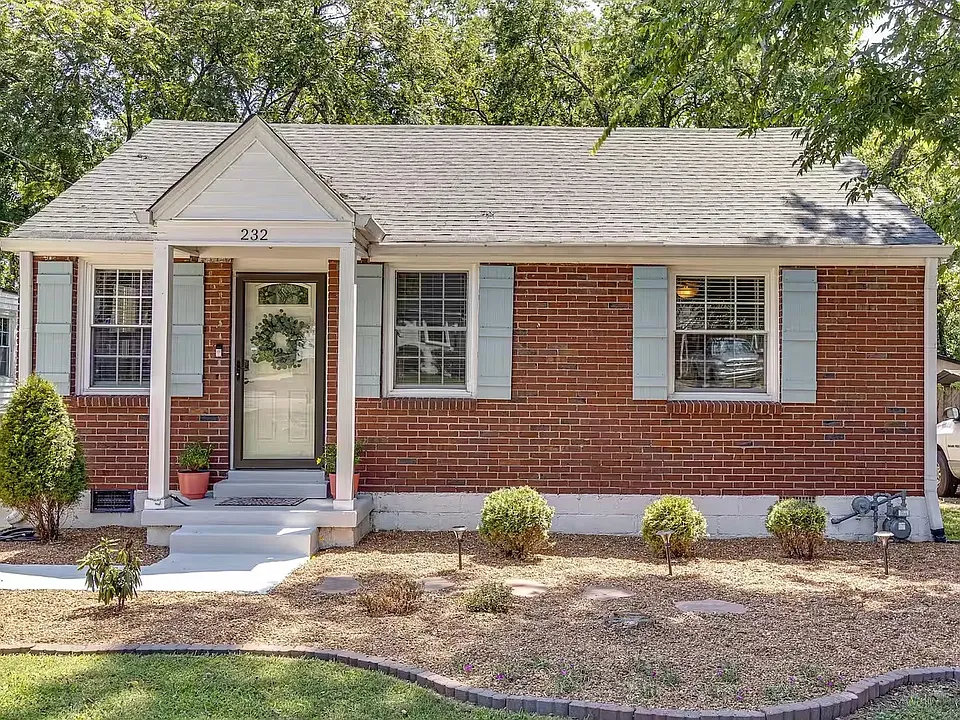 232 Harrington Ave