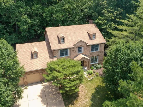416 Thunderhead Canyon Dr, Ballwin, MO 63011