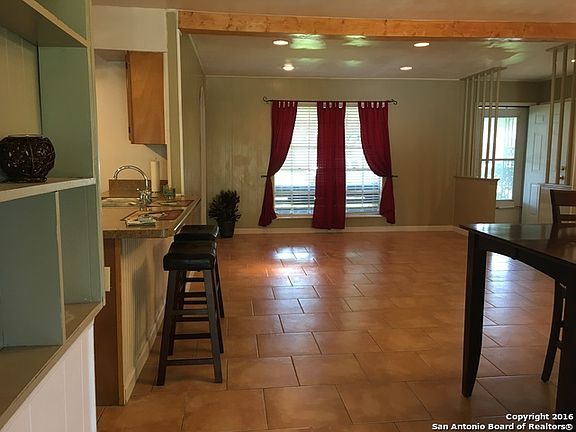 5th image of 7111 Laurel Valley Dr