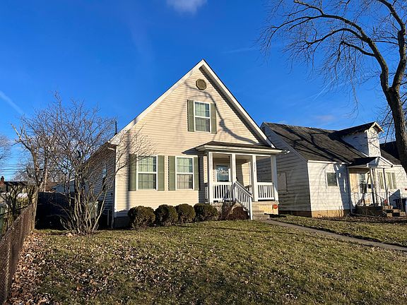 2nd image of 2298 Hiawatha Park Dr