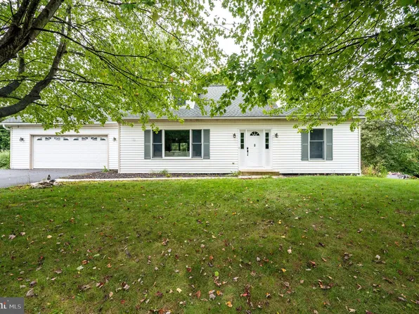 222 Elsie Ln, Denver, PA 17517