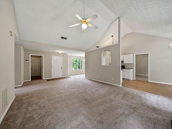4th image of 235 Carlin Ct
