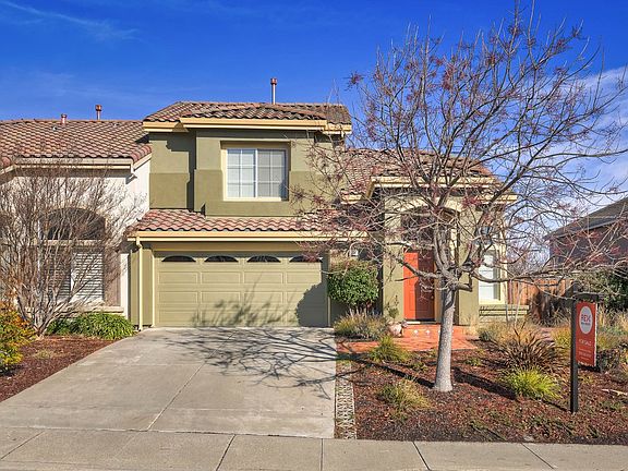 2nd image of 260 Jasmine Way