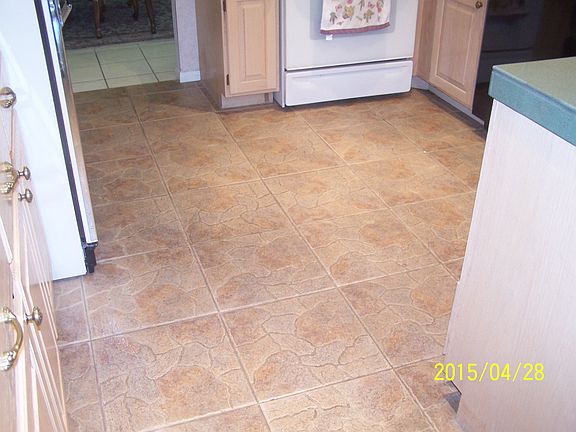 kitchen Tile floor