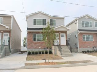 6206 Burchell Rd, Arverne, NY 11692