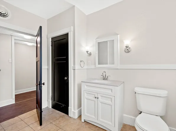 644 Center Ave #650, Pittsburgh, PA 15229