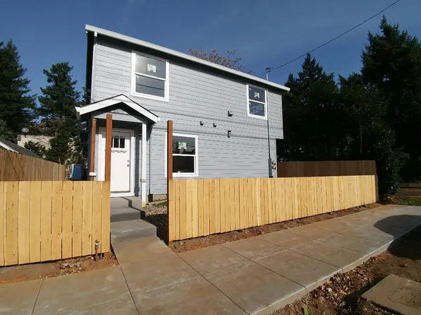 13015 SE Division St, Portland, OR 97236