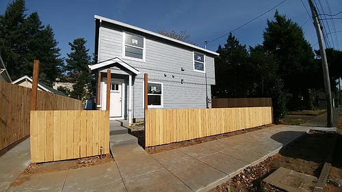 13015 SE Division St Photo 1
