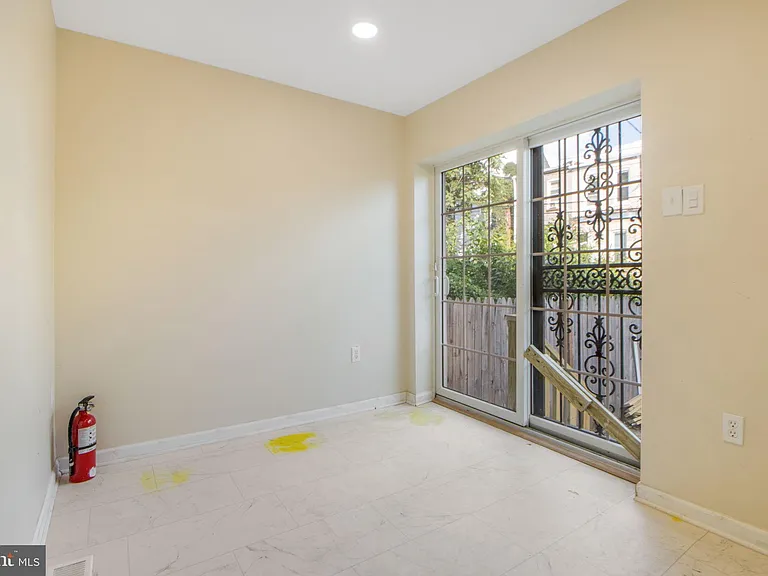2231 Orem Ave — Photo 32