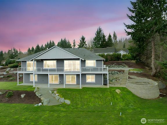2nd image of 895 Marshall Drive
