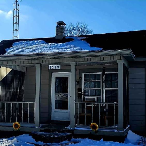 1st image of 1610 Oakland Ave