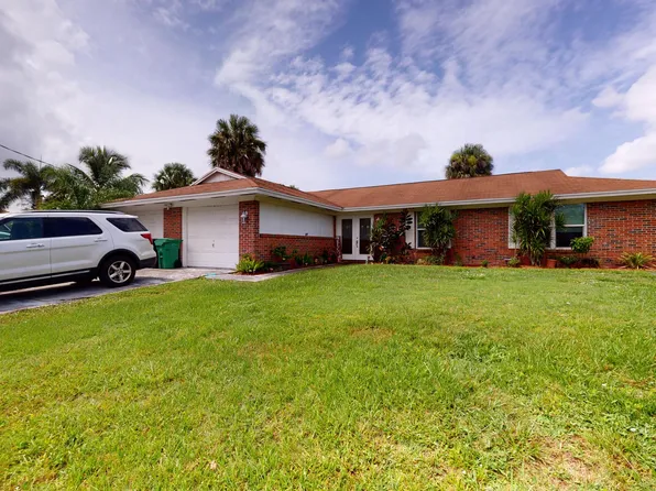 1856 SW Bradway Ln, Port Saint Lucie, FL 34953