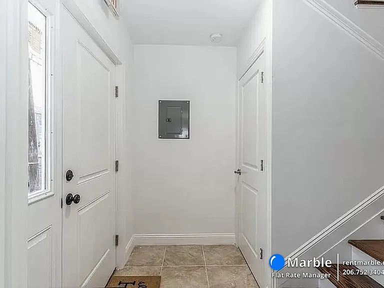 317 14th Ave #3 — Photo 3
