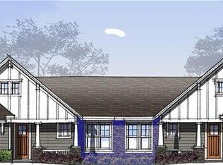 313 Golden Aster Dr, Hendersonville, NC 28739