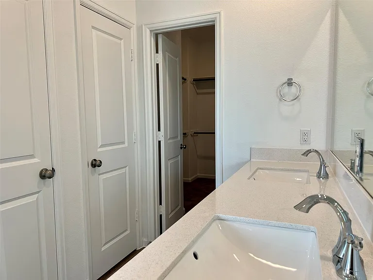 5719 Foggy Vine Ct — Photo 23