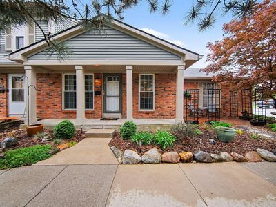 2950 W Whittier Ct, Ann Arbor, MI, 48104