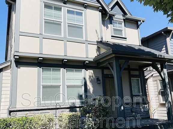 2nd image of 431 SW 204th Ter