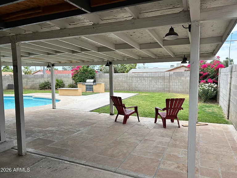 14010 N 40th Pl — Photo 7