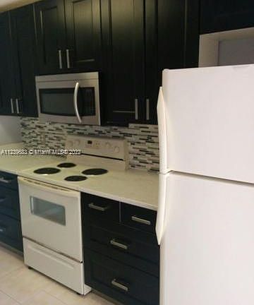 3rd image of 195 Charter Way #195